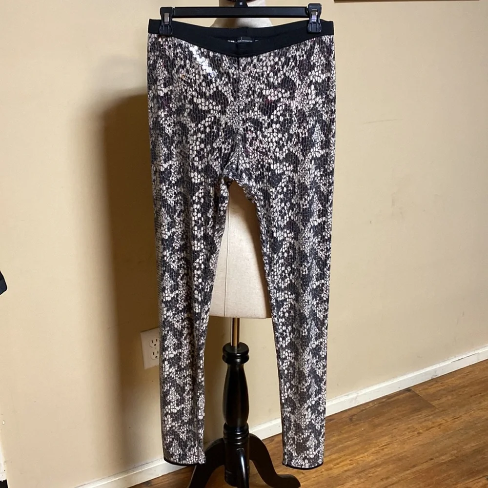 Gorgeous MODA International Snakeskin Look Leggings - Picture 1 of 5
